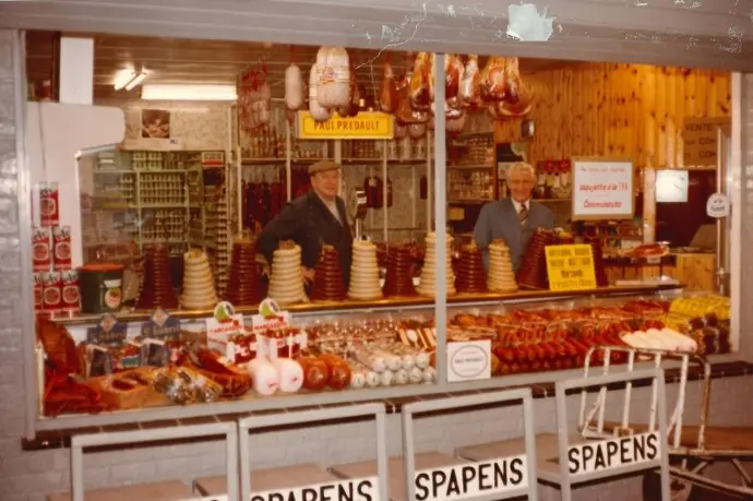 Tony Spapens avec son ouvrier